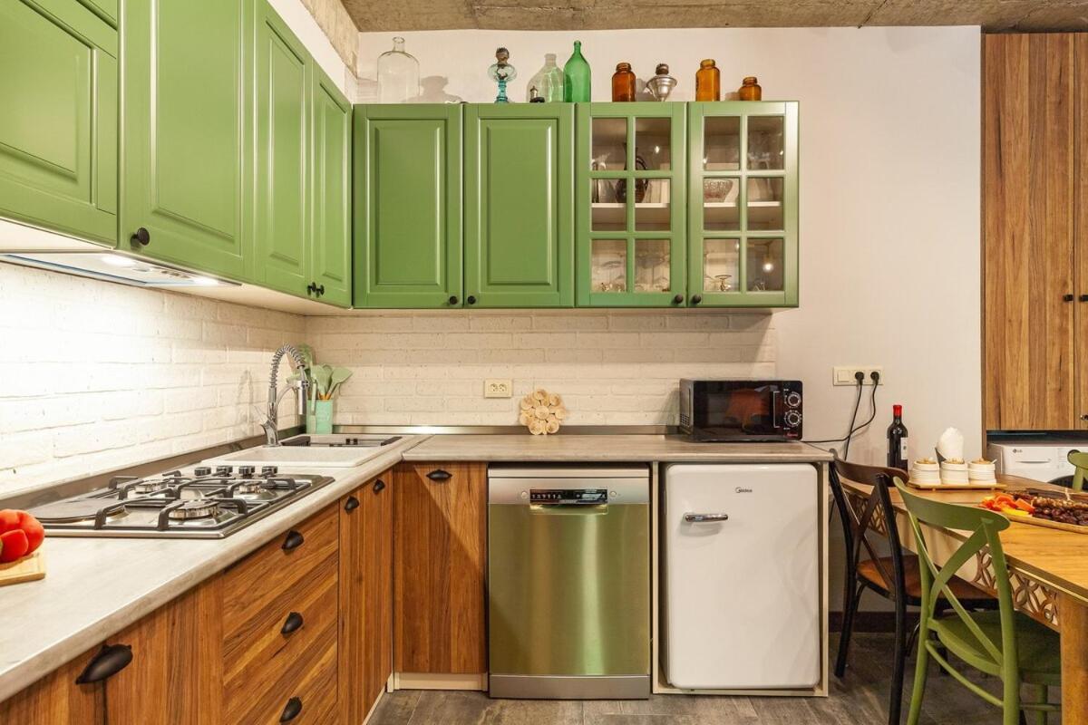 Veli Group Apartment Near White Bridge ° Koutaïssi Extérieur photo