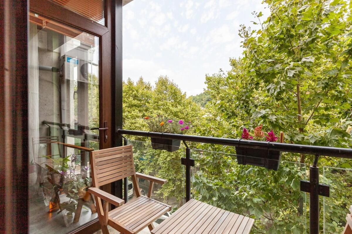 Veli Group Apartment Near White Bridge ° Koutaïssi Extérieur photo