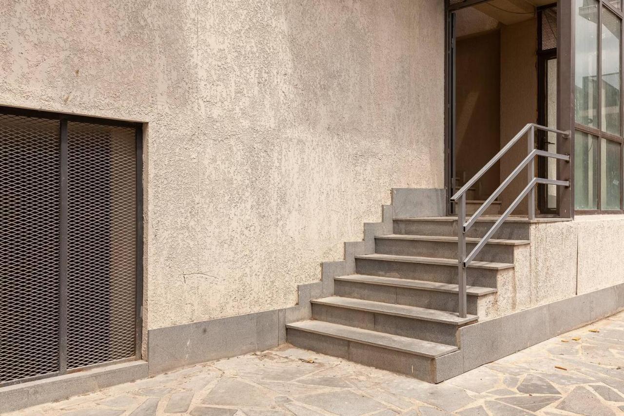 Veli Group Apartment Near White Bridge ° Koutaïssi Extérieur photo